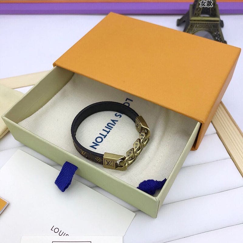Louis Vuitton Monochain Reverso 18K Gold Bracelet