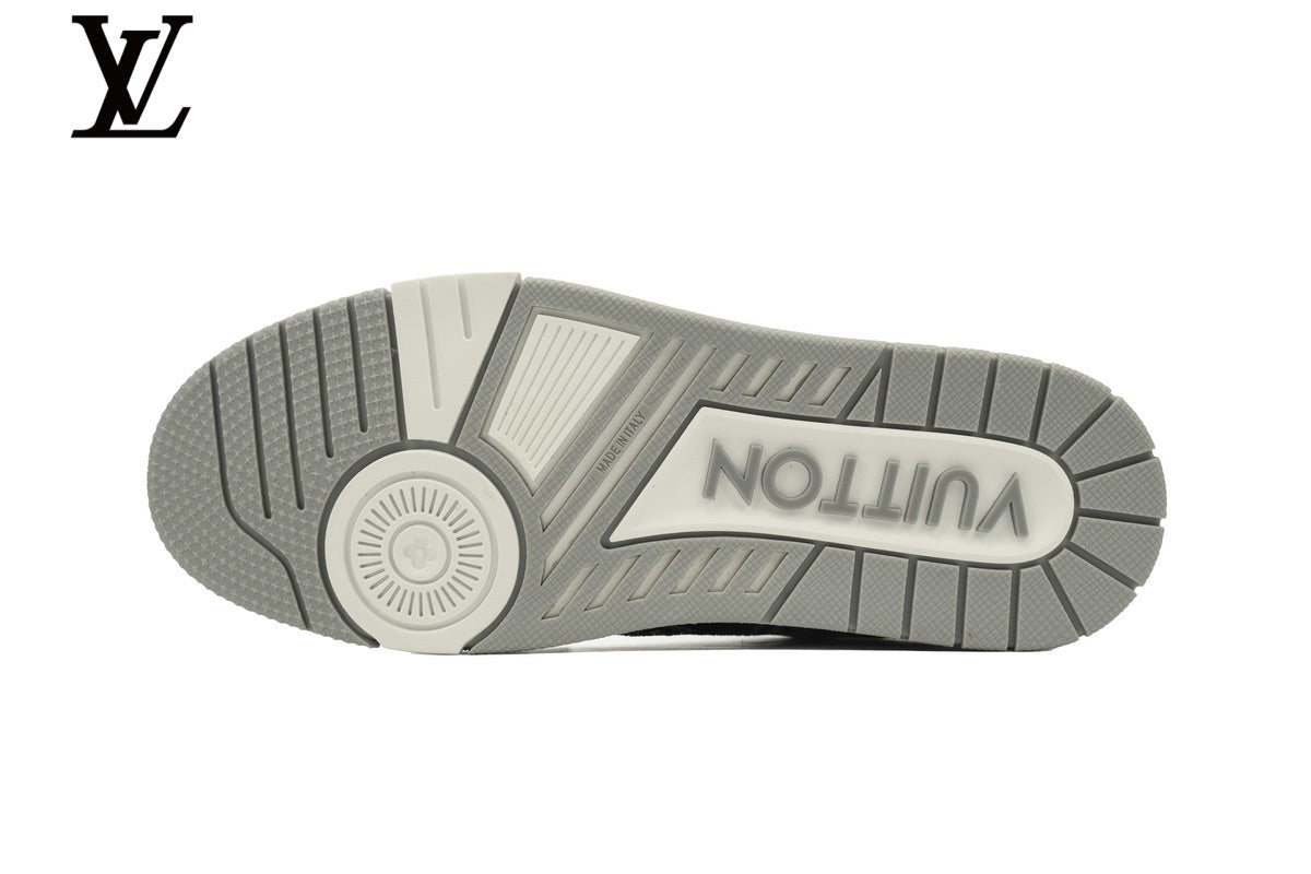 Louis Vuitton Trainer shoes for man women Sneaker ¨C Monogram Denim & Leather in Grey & White