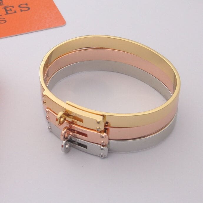 Hermes Kelly 18K Yellow Gold Bracelet