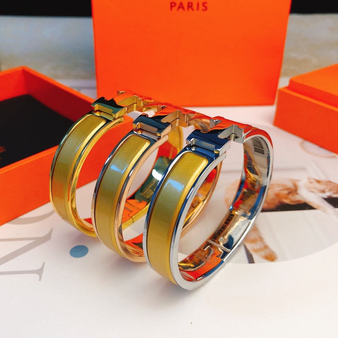 Hermes Clic Yellow 18K Gold Bracelet