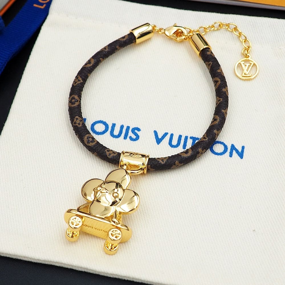 Louis Vuitton VIVIENNE KICK FLIP 18K Gold Bracelet