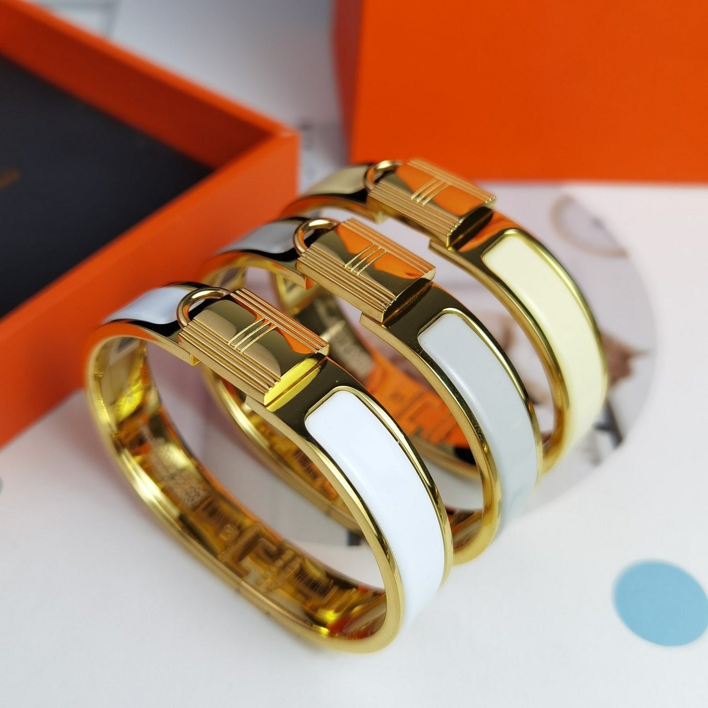 Hermes Clic Cadenas White 18K Gold Bracelet
