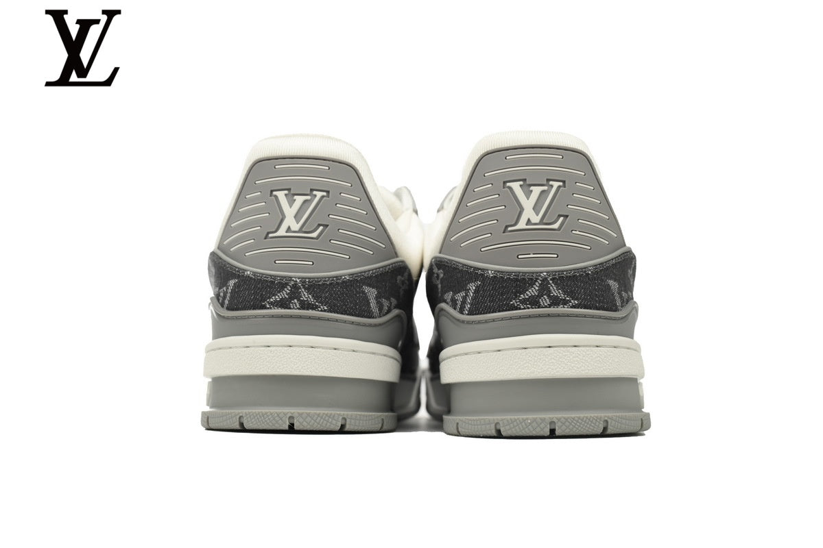 Louis Vuitton Trainer  shoes for man  women Sneaker ¨C Monogram Denim & Leather in Grey & White