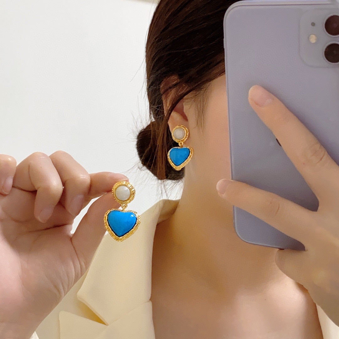 Chanel Blue Heart Pearl 18K Gold Earrings