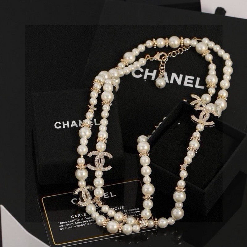 Chanel 26C Long Pearl 18K Gold Necklace
