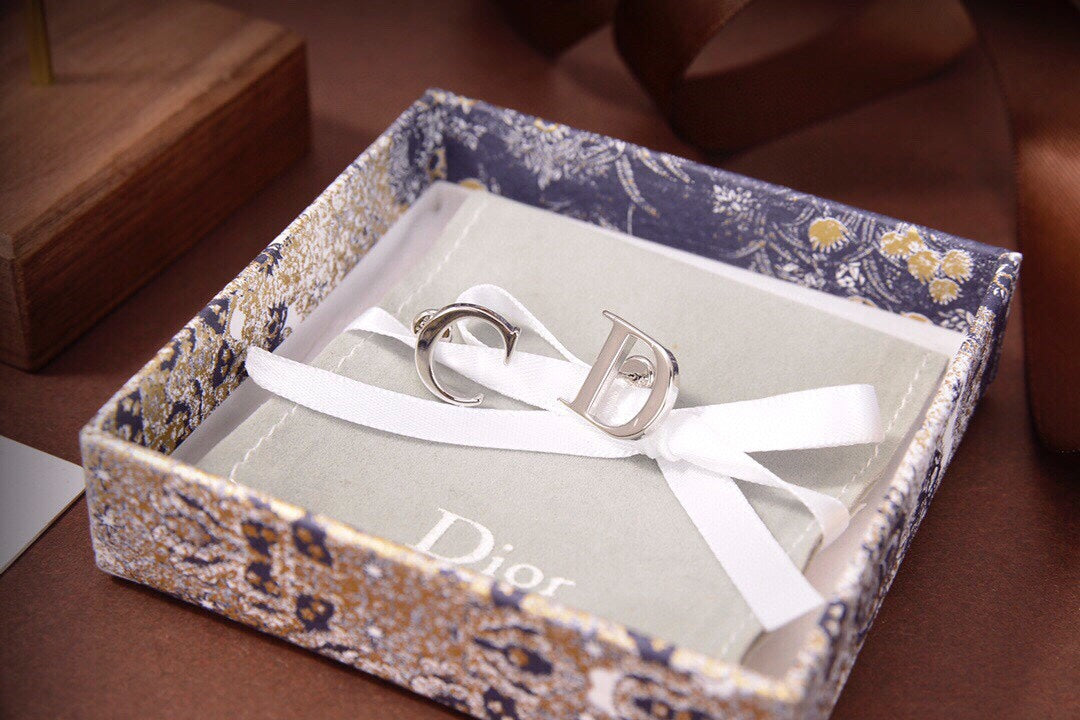 Dior 18K Gold Earrings