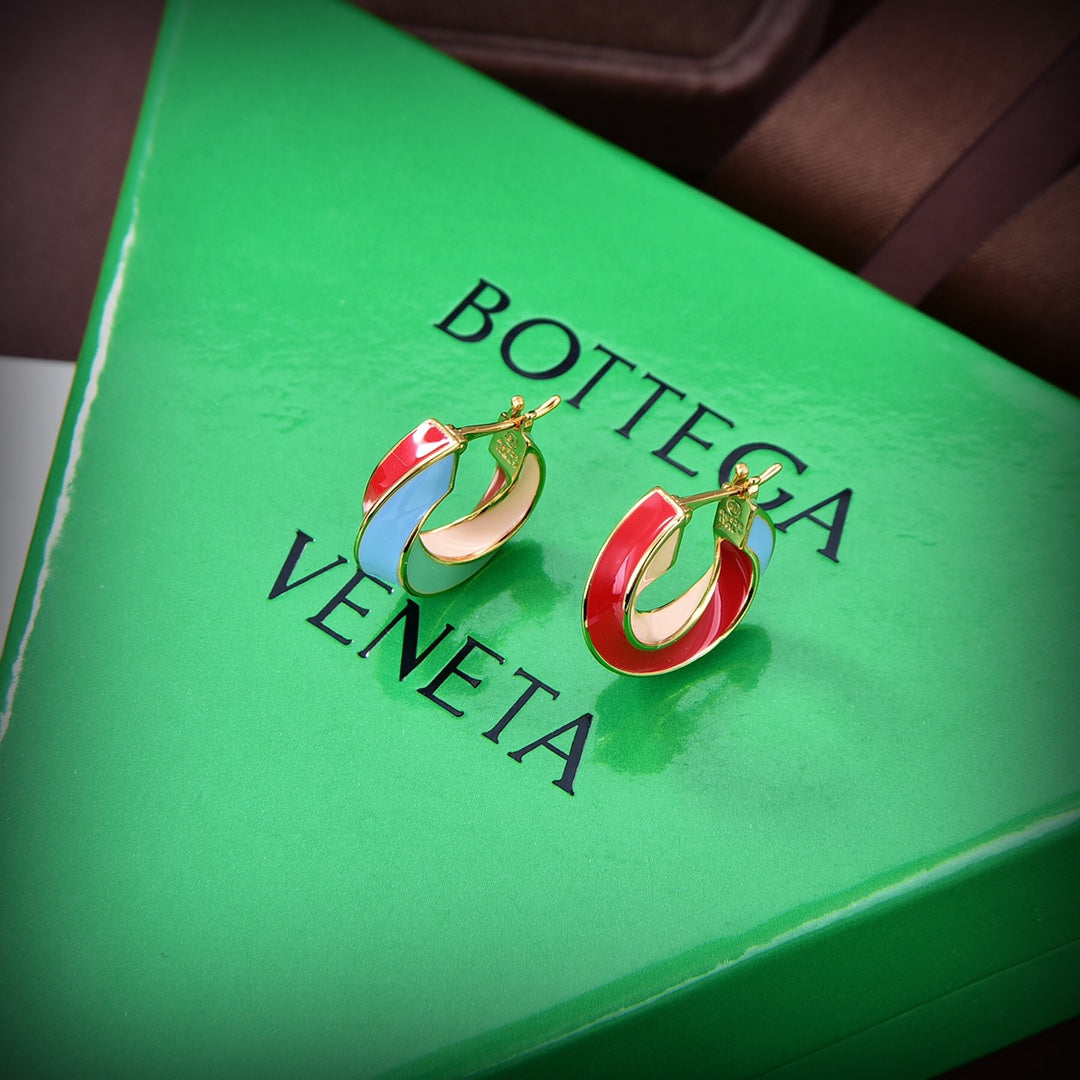 Bvlgari Twist Hoop 18K Gold Earrings