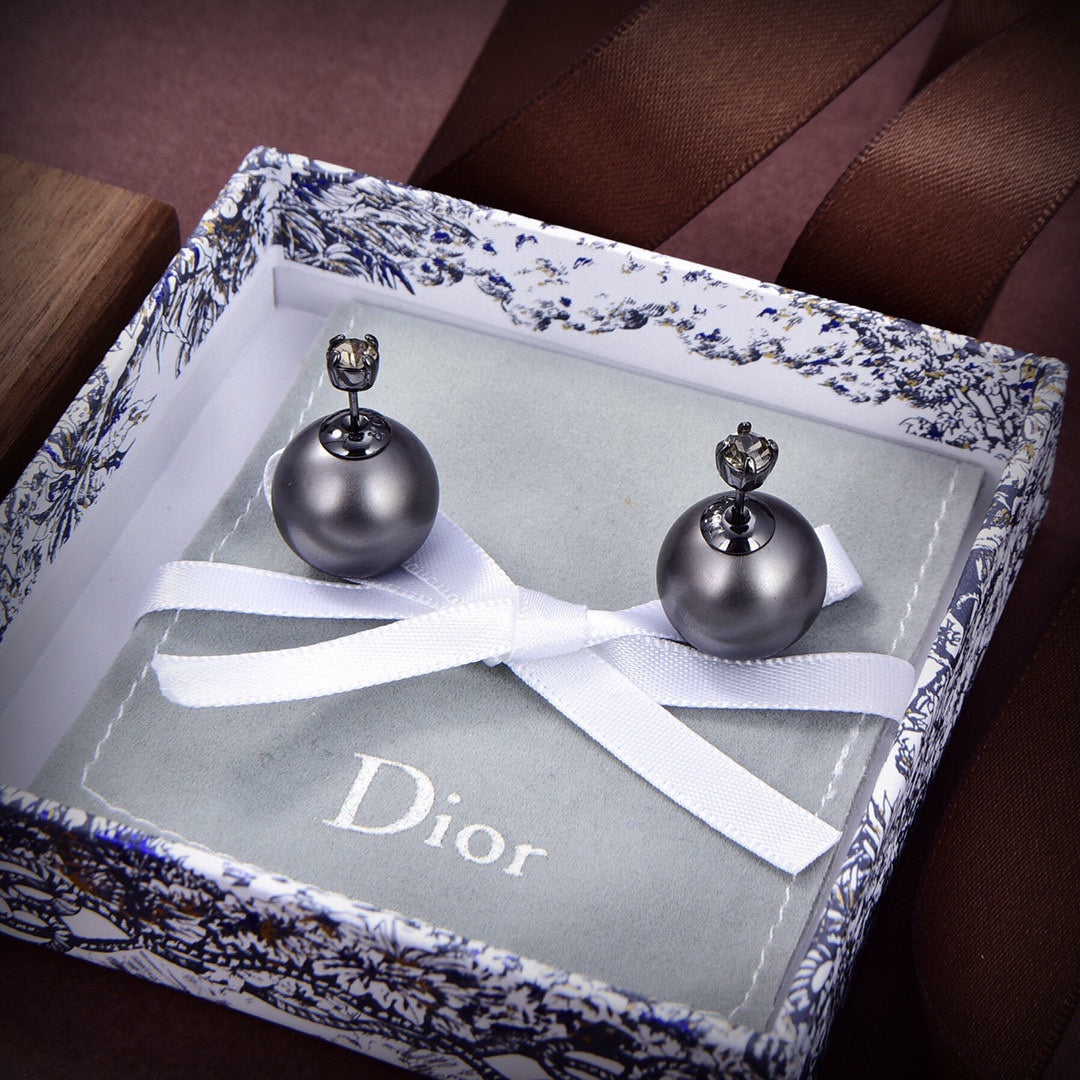 Dior Tribales Black 18K Gold Earrings