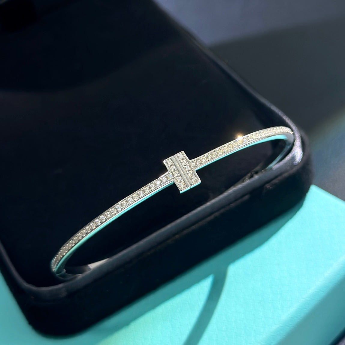 Tiffany Diamonds 18K Gold Bracelet