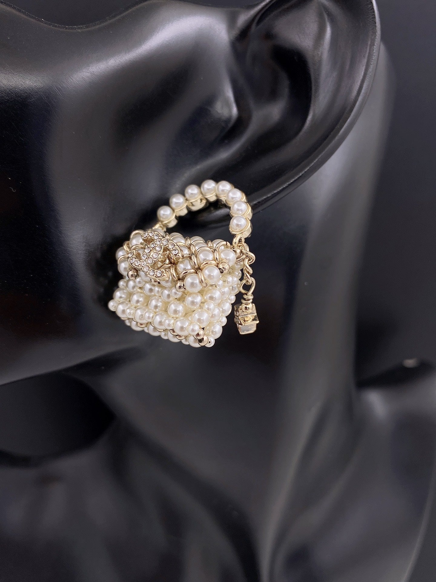Chanel Small Bag Pearl 18K Gold Earrings