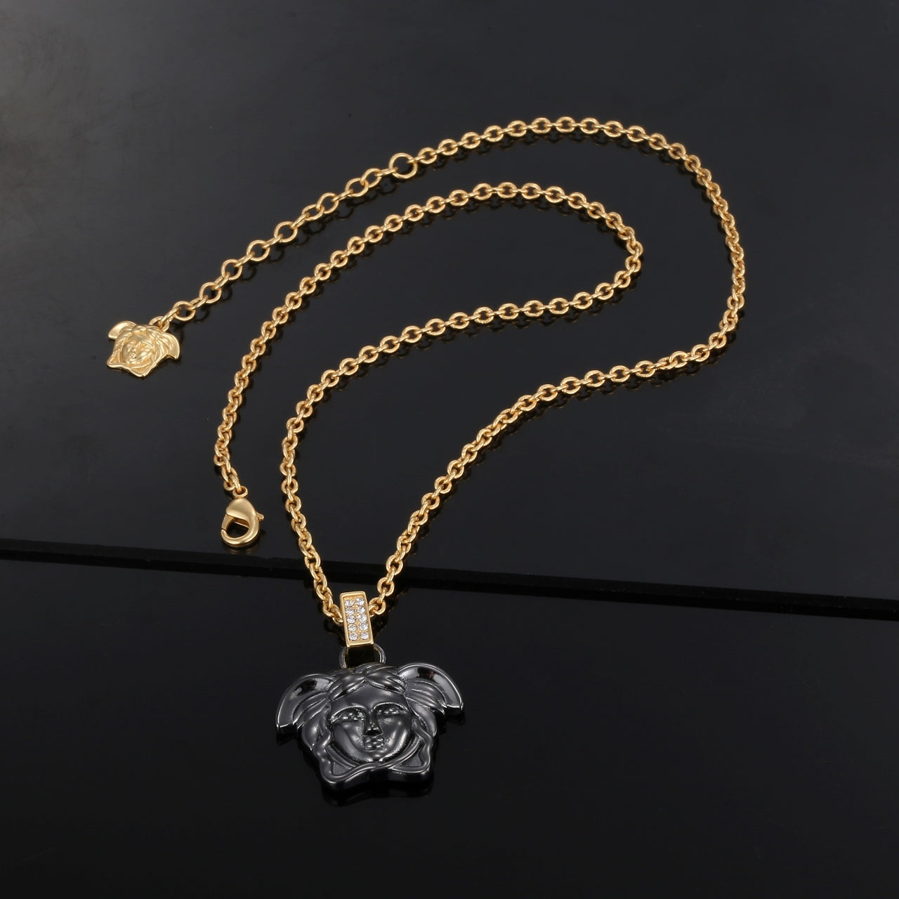 Ver Classic 18K Gold Necklace