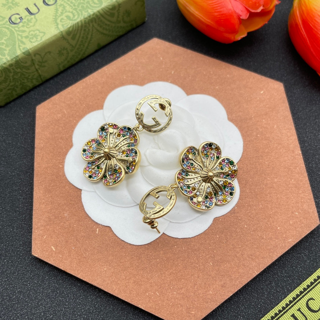 Gucci Double Color Crystals Flower 18K Gold Earrings