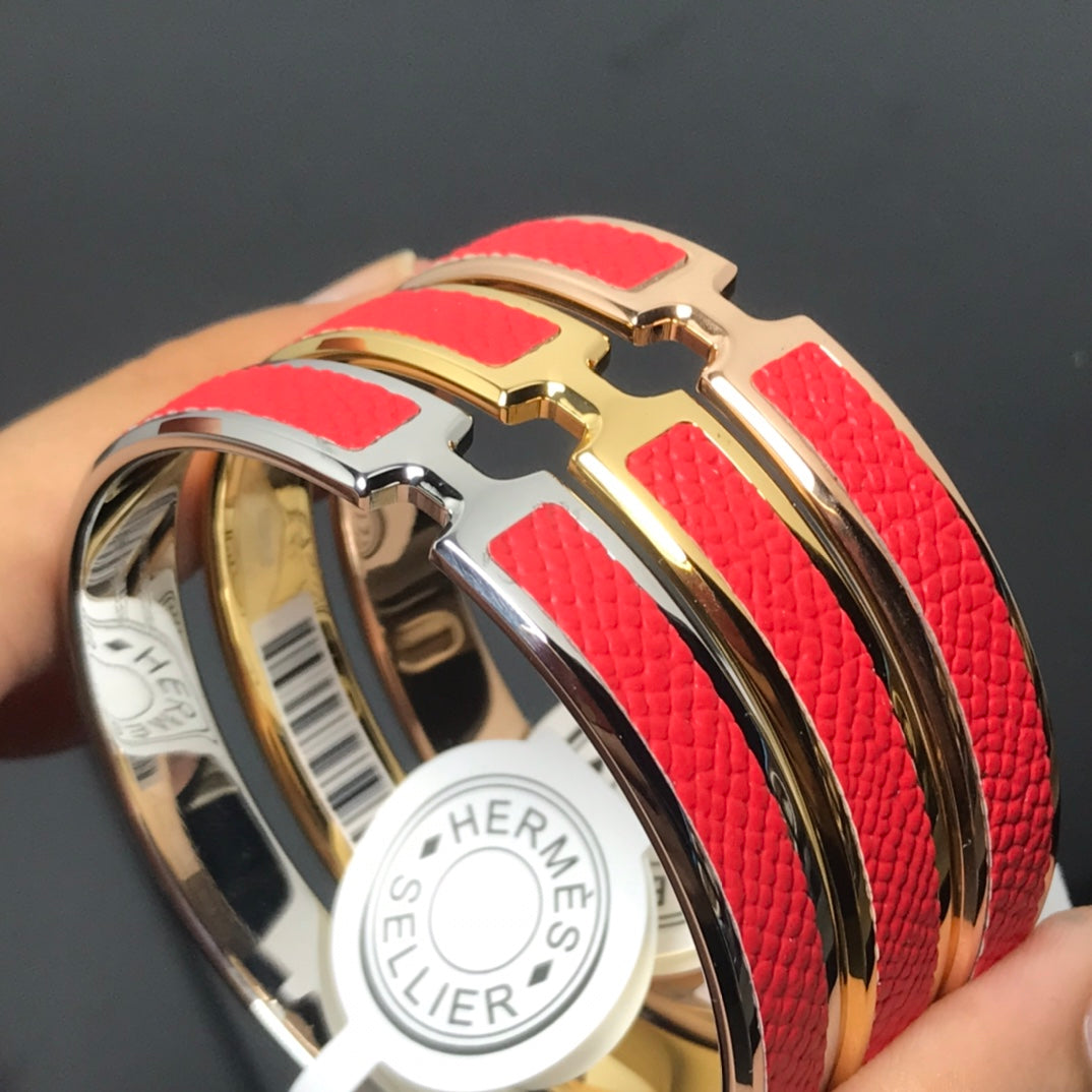Hermes Olympe Red 18K Gold Bracelet