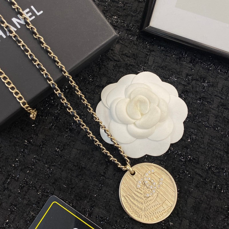 Chanel 22S Vintage 18K Gold Necklace