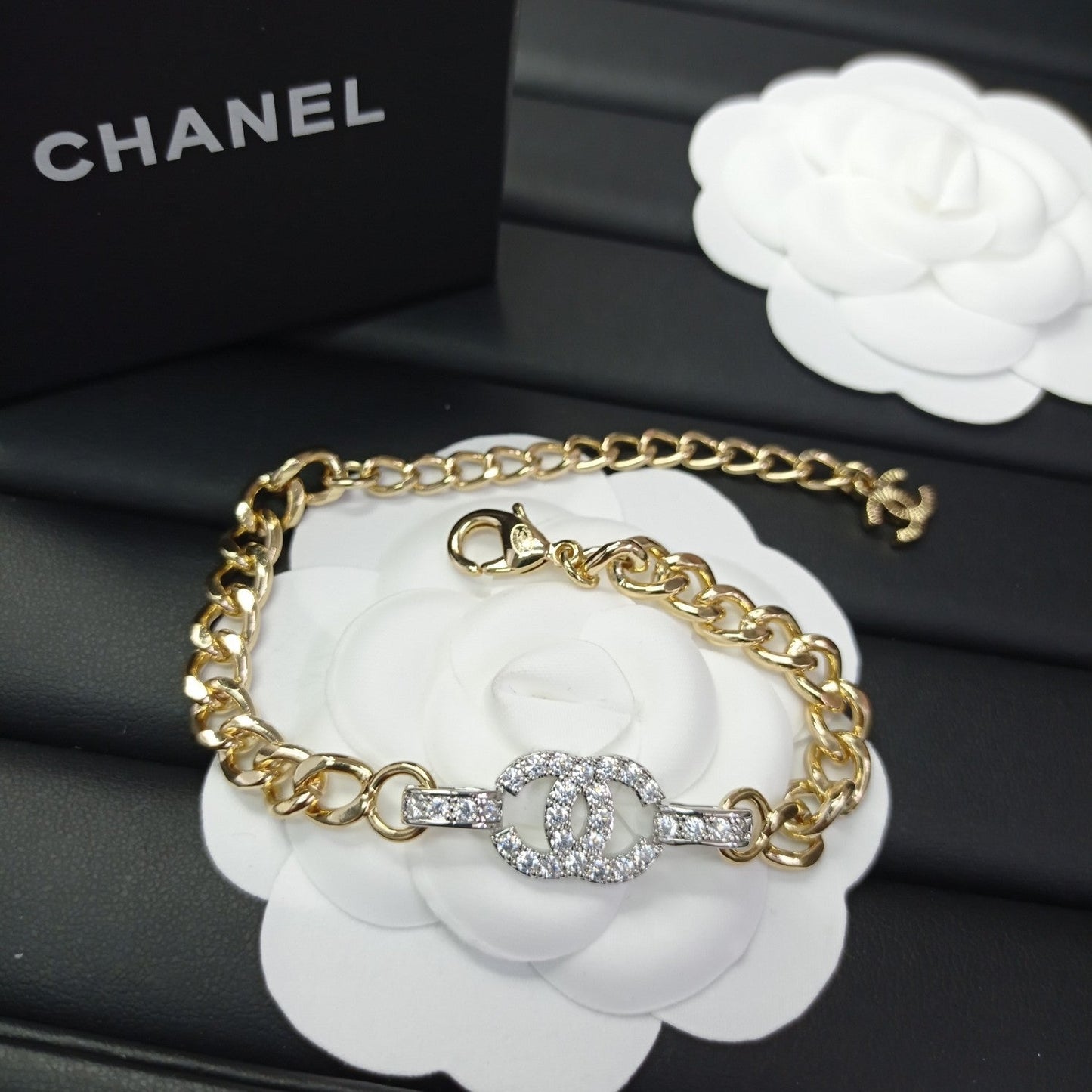 Chanel Diamond Chain 18K Gold Bracelet