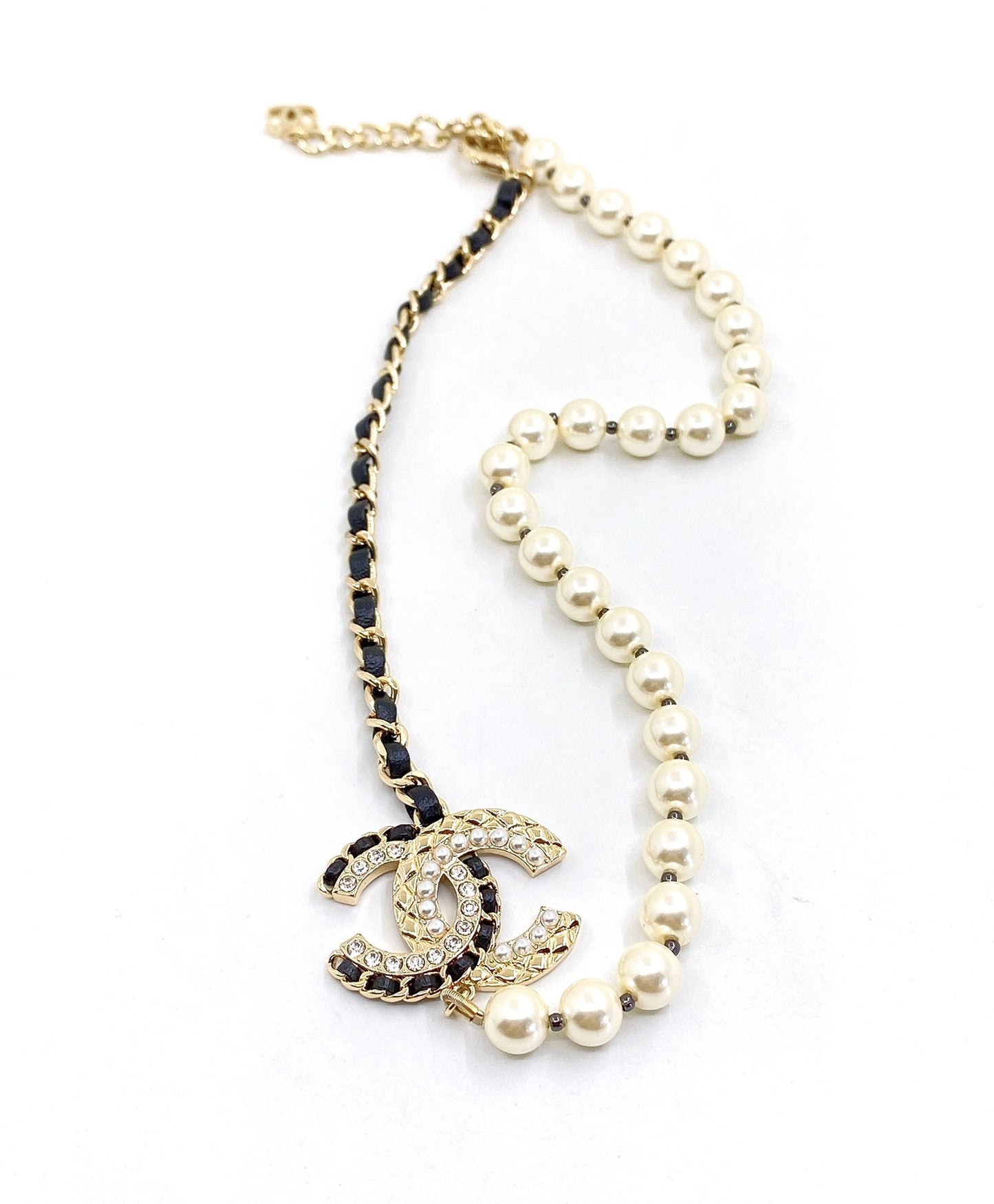 Chanel Leather Pearls 18K Gold Necklace