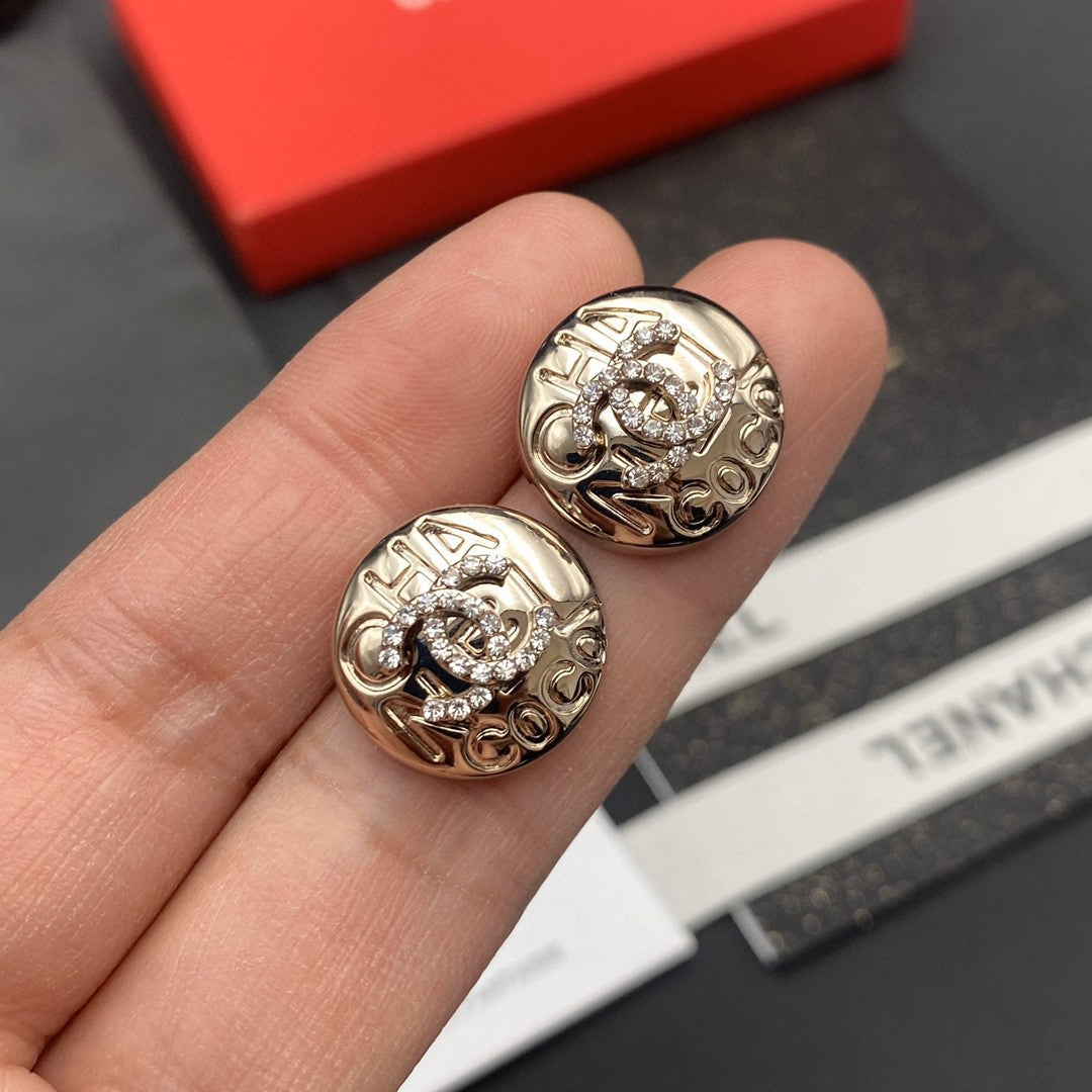 Chanel Circle Diamond 18K Gold Earrings