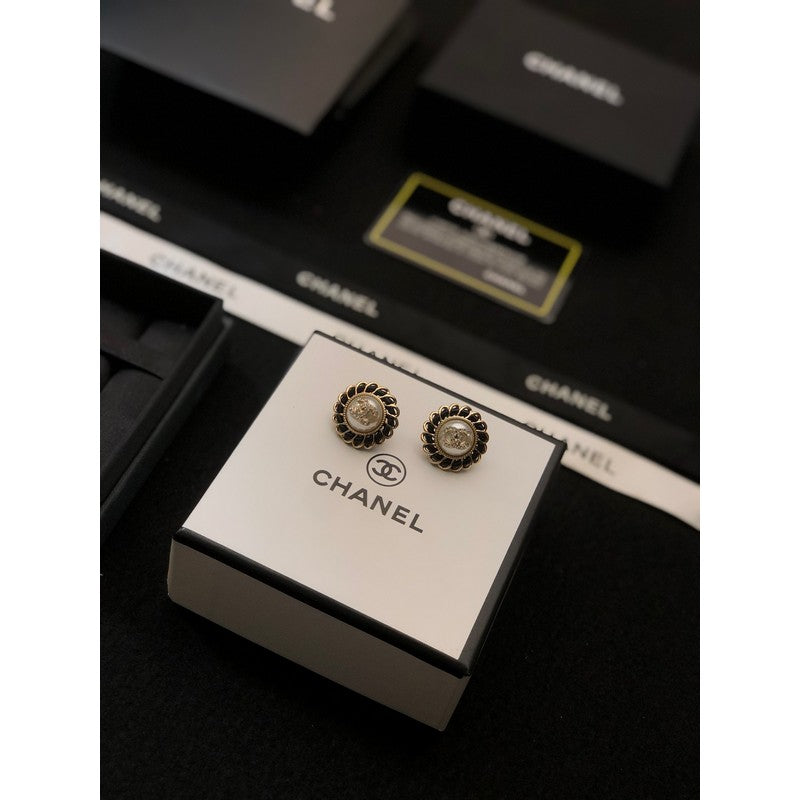 Chanel Black 18K Gold Earrings