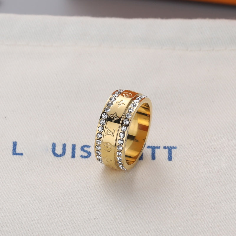 Louis Vuitton Catch Diamonds 18K Gold Ring