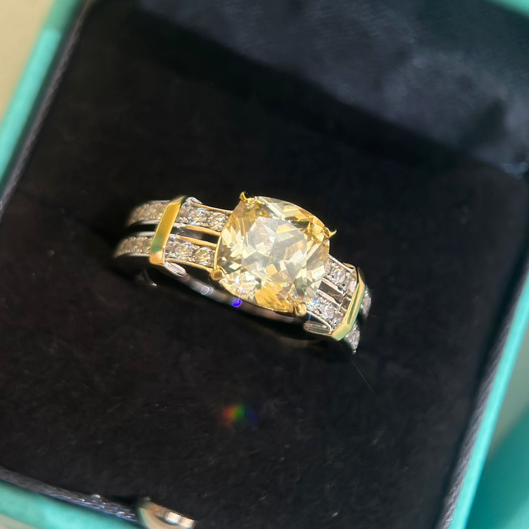 Tiffany Schlumberger Stone 18K Gold Ring