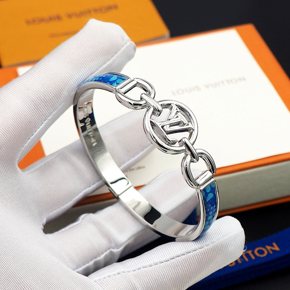 Louis Vuitton x YK Hang It 18K Gold Bracelet