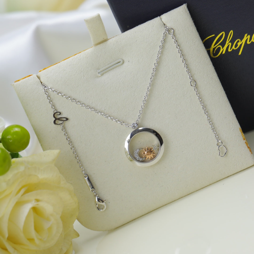 Happy Diamonds Pendant 18K Gold Necklace