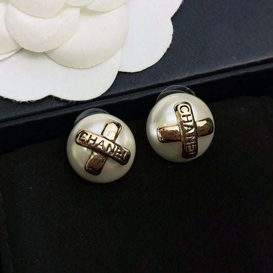 Chanel Pearl 18K Gold Earrings