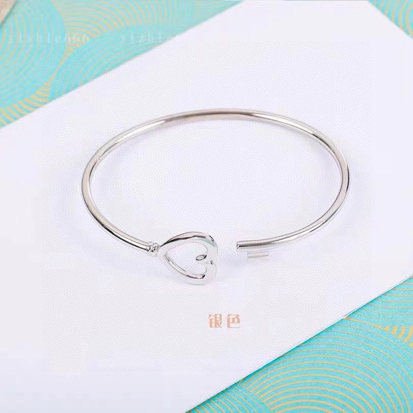 Tiffany Heart Key Wire 18K Gold Bracelet