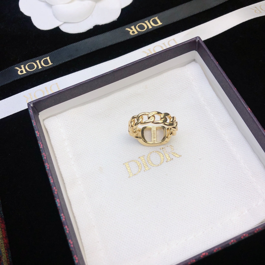 Dior Petit Chain Link 18K Gold Ring
