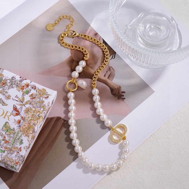 Dior 30 Montaigne Pearls 18K Gold Necklace