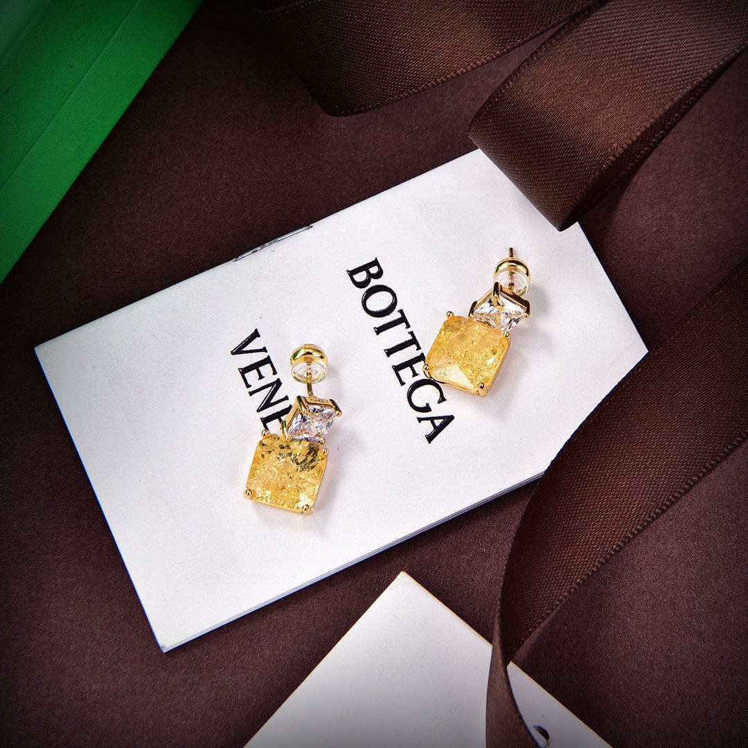 Bvlgari Crystals 18K Gold Earrings