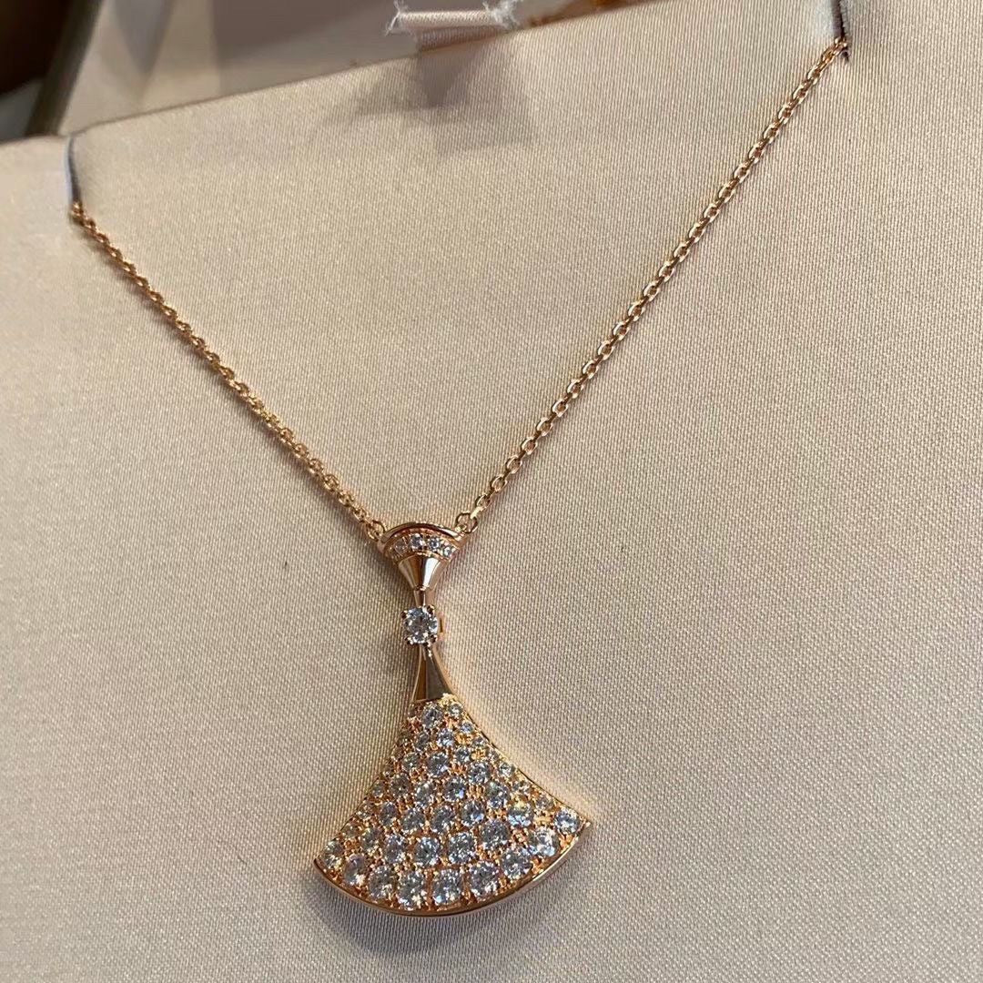 Bvlgari BVLGARI Dream Pave Diamond 18K Gold Necklace