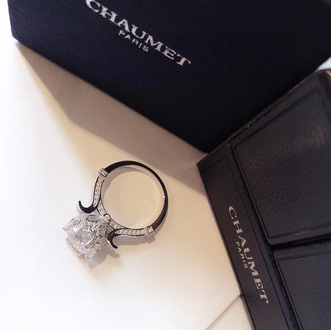 Jos ̈¦phine 18K Gold Ring