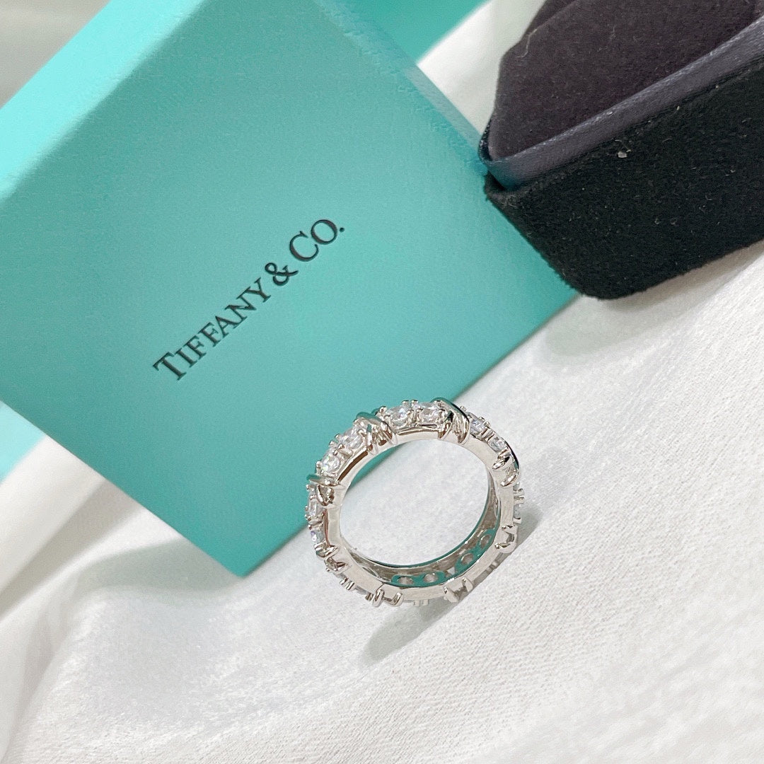 Tiffany Schlumberger Eighteen Stone 18K Gold Ring